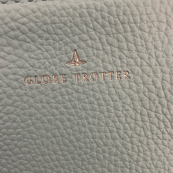 Globe-Trotter x ANA Travel Pouch – Limited Edition (New) no 🏷️,,,(G9)”